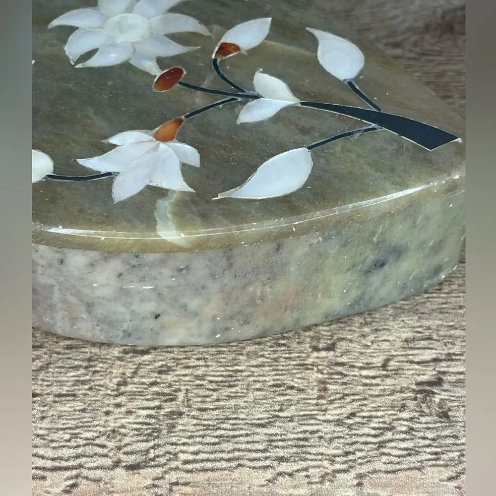 Mother-of-Pearl Abalone Inlay SoapStone Heart Trinket Box / Dish Vintage